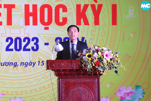 Lễ Sơ kết học kì I năm học 2023-2024 của trường THPT Chuyên Nguyễn Trãi